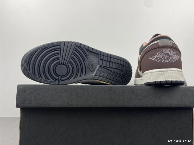 1st Kicks Shoes Air 1 Low DC6991-200 Mocha Jordan 0701
